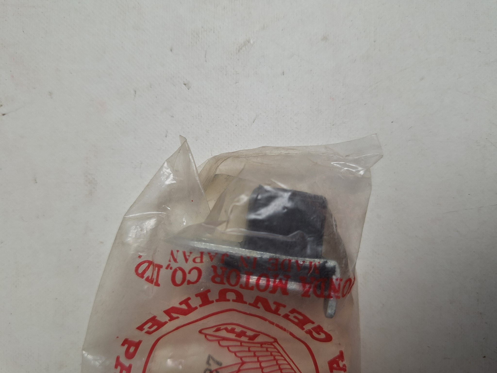 Picture of BEFESTIGUNGSGUMMI SC  50361-MC4-000